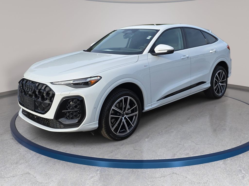 Glacier White 2026 Audi Q5 Sportback Sedan All-Wheel Drive 7-Speed Automatic
