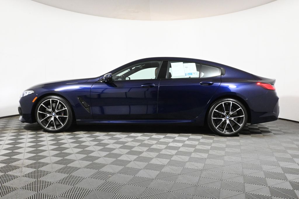 Thumbnail: 2022 BMW 8 Series - 2
