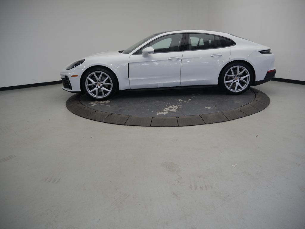 Thumbnail: 2026 Porsche Panamera - 2