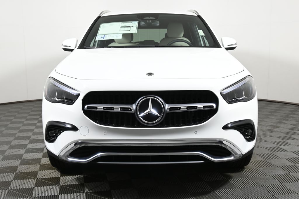 2025 Mercedes-Benz GLA 250 4MATIC 9