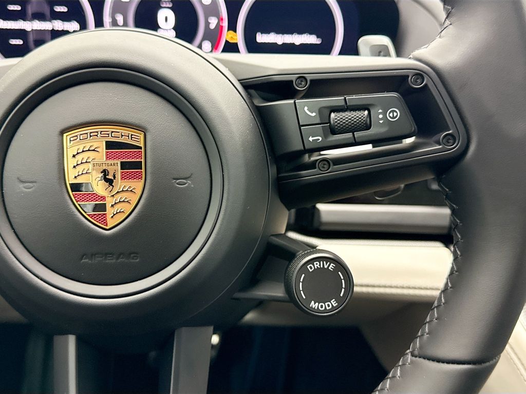 Thumbnail: 2026 Porsche Panamera - 15