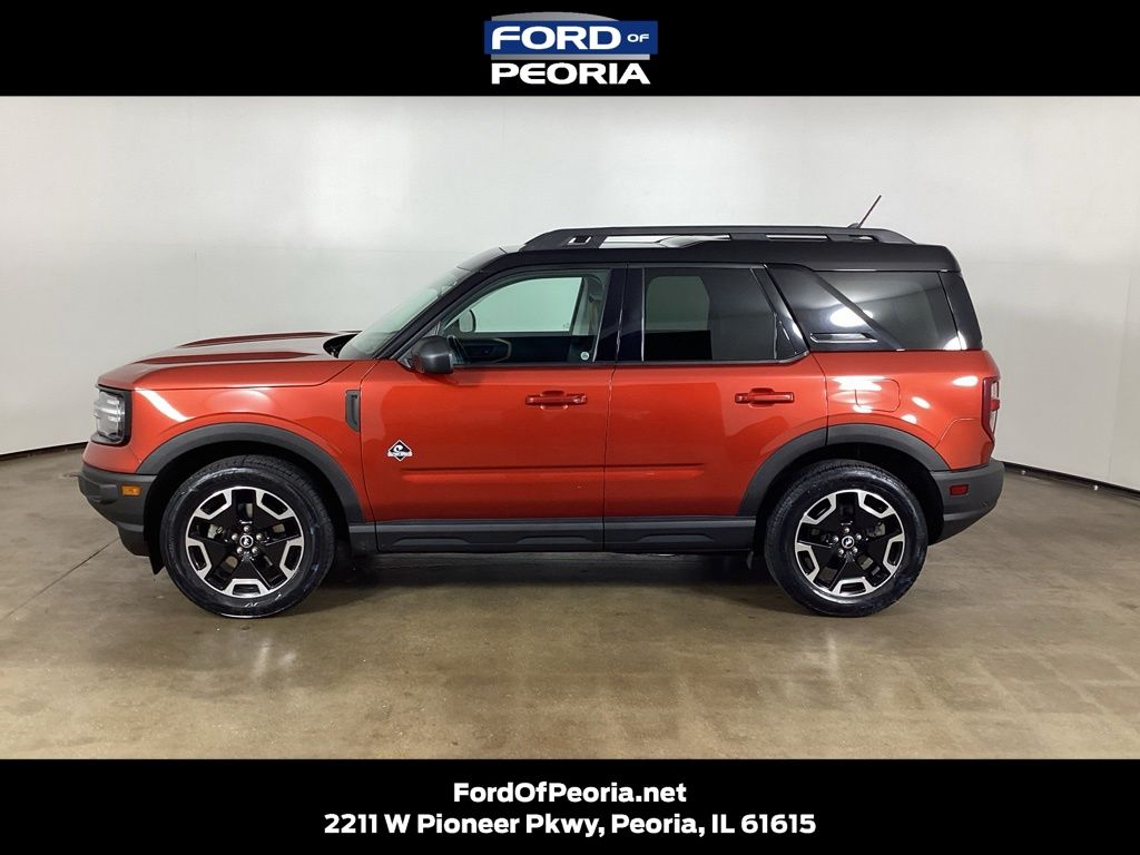 Hot Pepper Red Tinted Clearcoat 2023 Ford Bronco Sport SUV / Crossover All-Wheel Drive 8-Speed Automatic