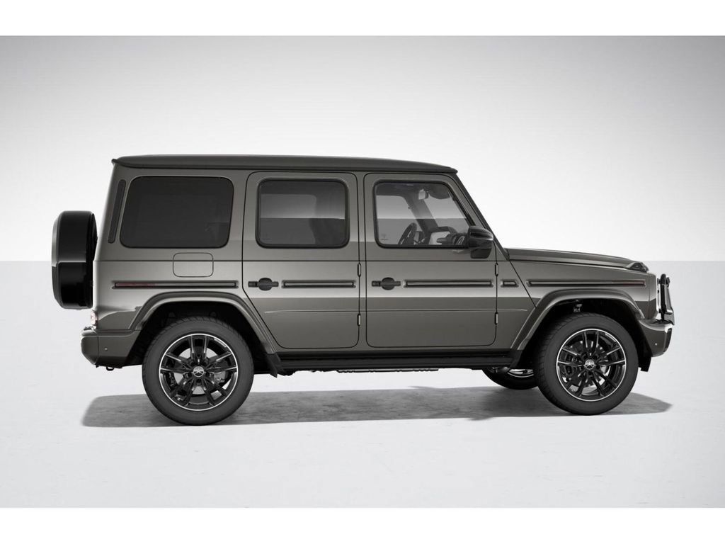 2025 Mercedes-Benz G-Class G 550 17