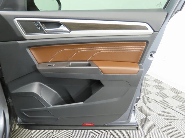 Thumbnail: 2023 Volkswagen Atlas - 25