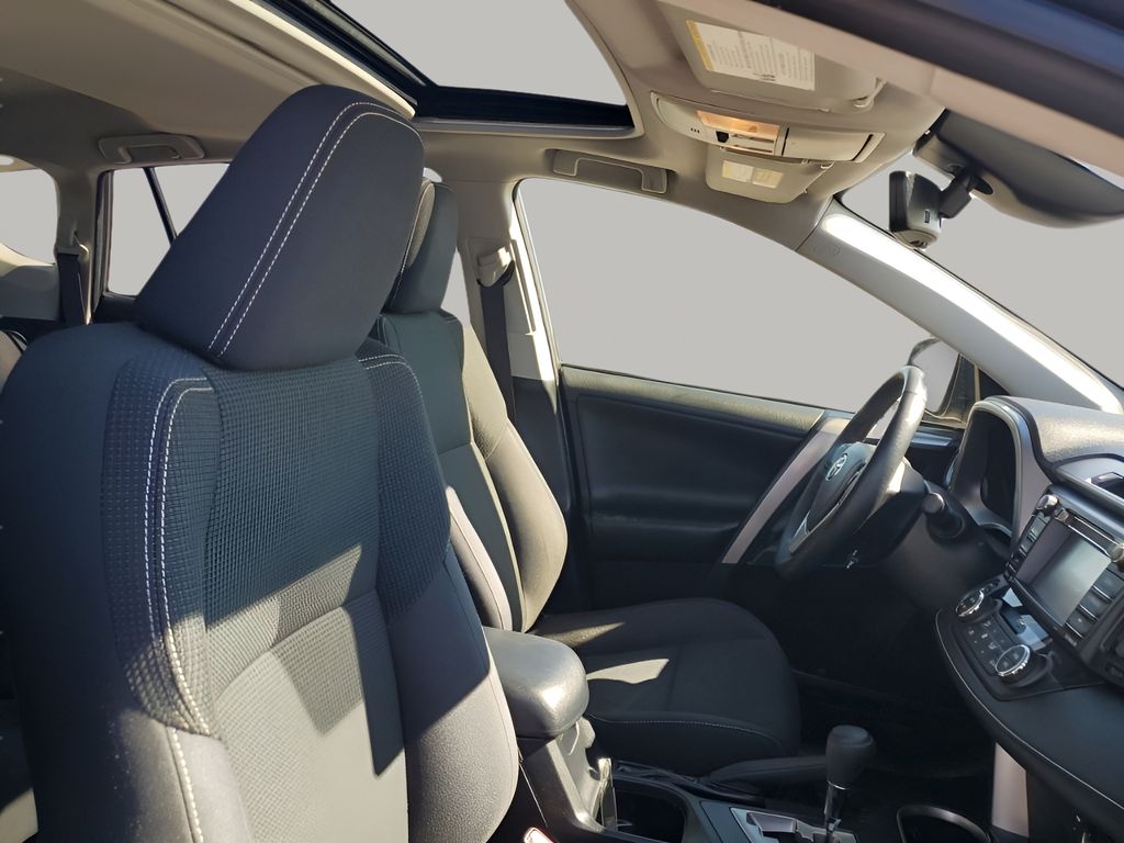 Used Car 2018 Toyota Rav4  Xle For Sale Under $25,000 In Austin, Texas