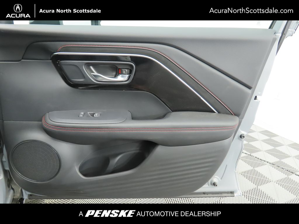 Thumbnail: 2025 Acura ADX - 28