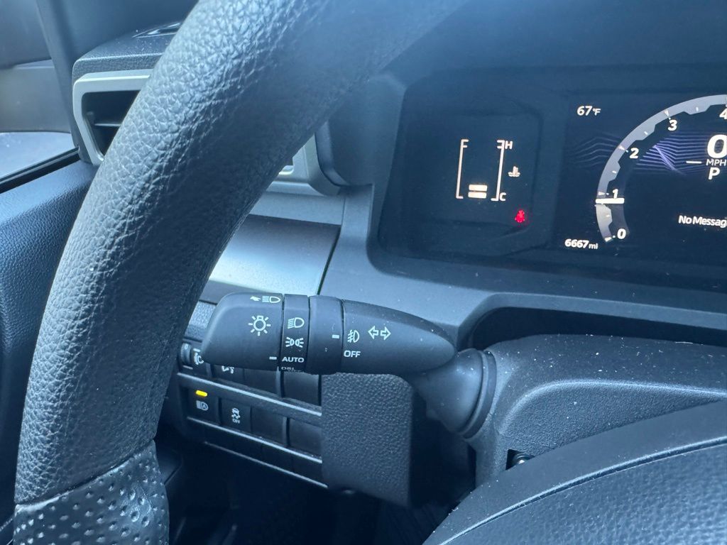 2024 Toyota Tacoma SR5 25