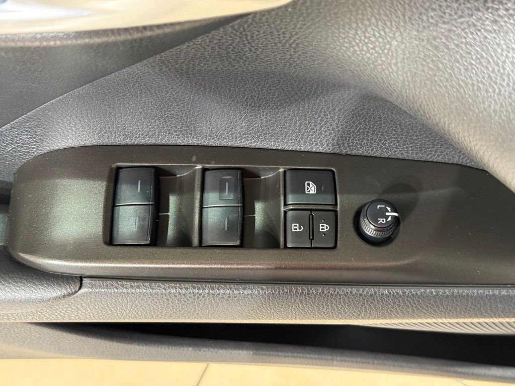 Thumbnail: 2024 Toyota Camry - 15