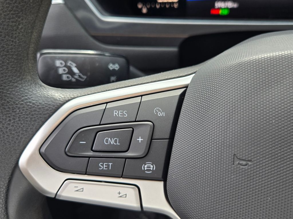 2022 Volkswagen Tiguan - $15,200