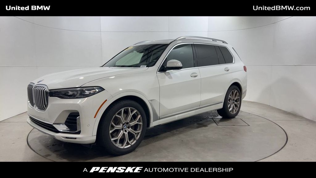 Thumbnail: 2021 BMW X7 - 4
