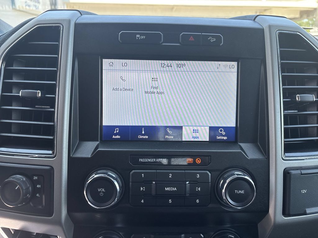Used 2021 White Metallic Ford Lariat image 19