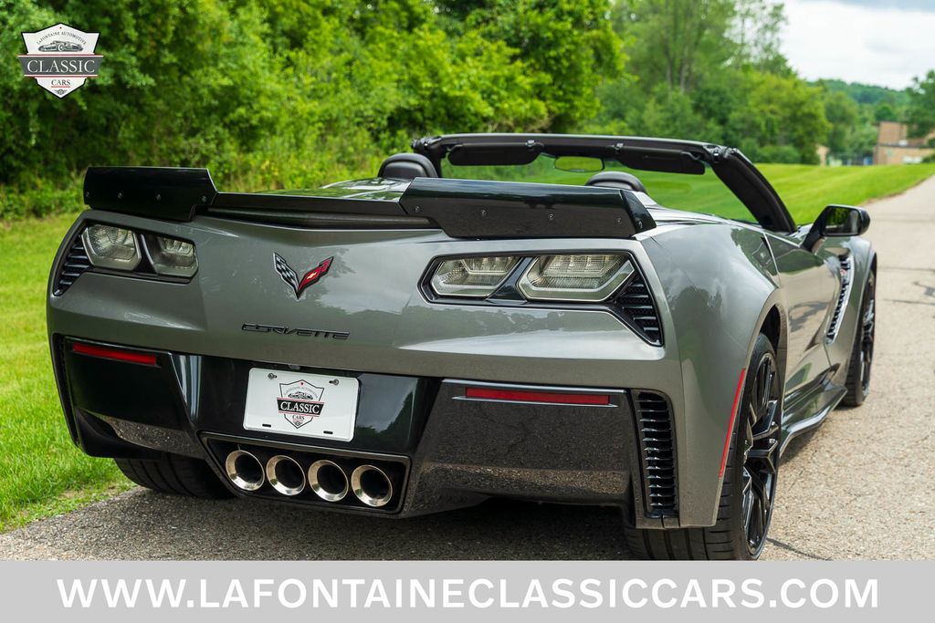 2015 Chevrolet Corvette 12