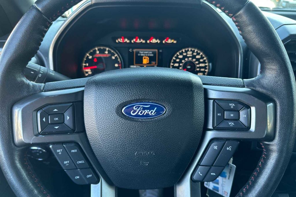 2018 Ford F-150 XLT 26