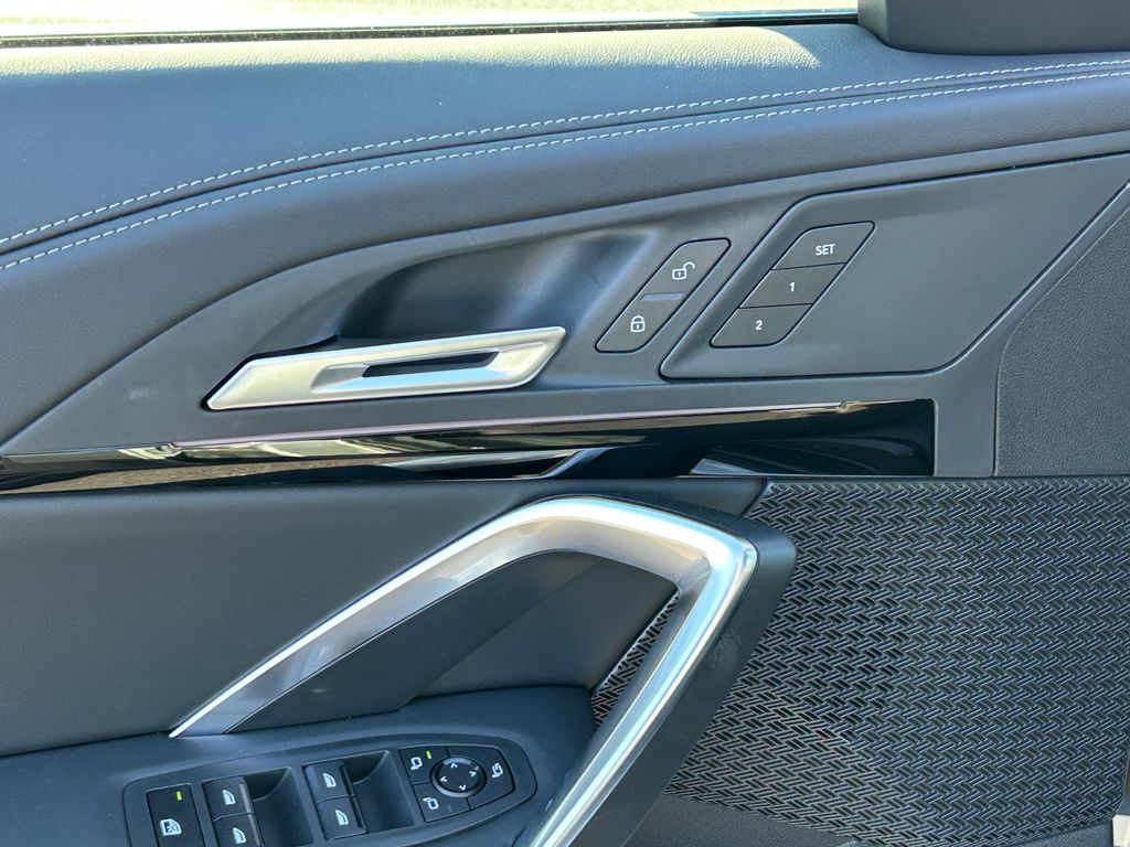 Thumbnail: 2026 BMW X1 - 12