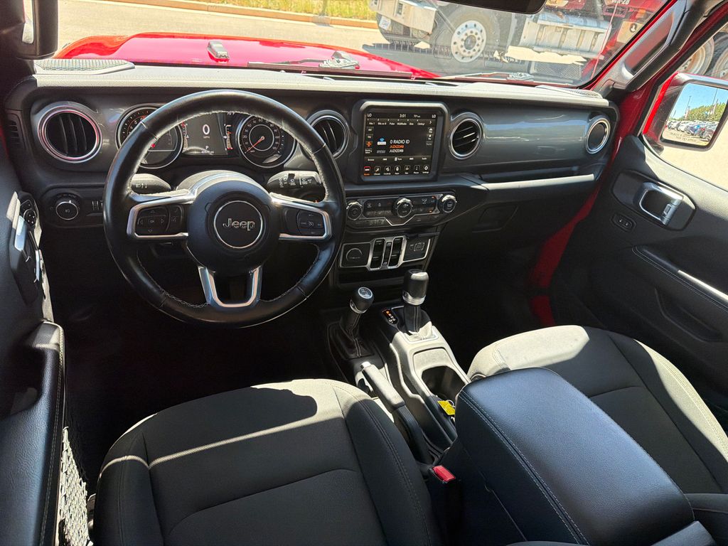 Used 2022 Red Jeep Unlimited Sahara image 22