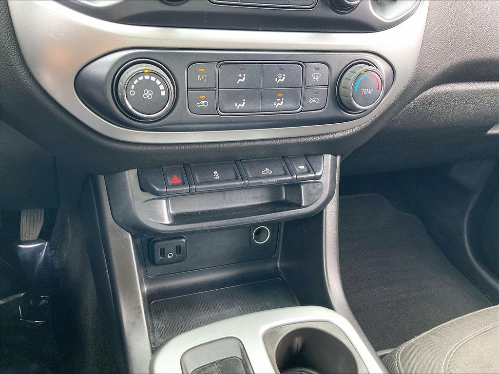 2019 Chevrolet Colorado — photo 24