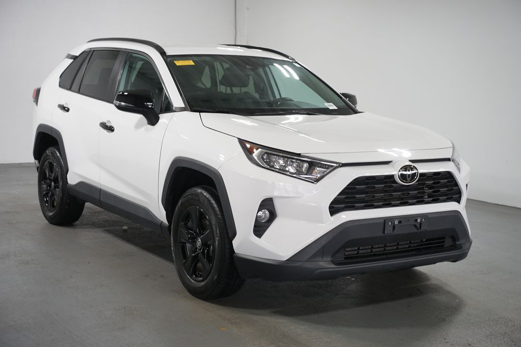 Thumbnail: 2021 Toyota RAV4 - 3