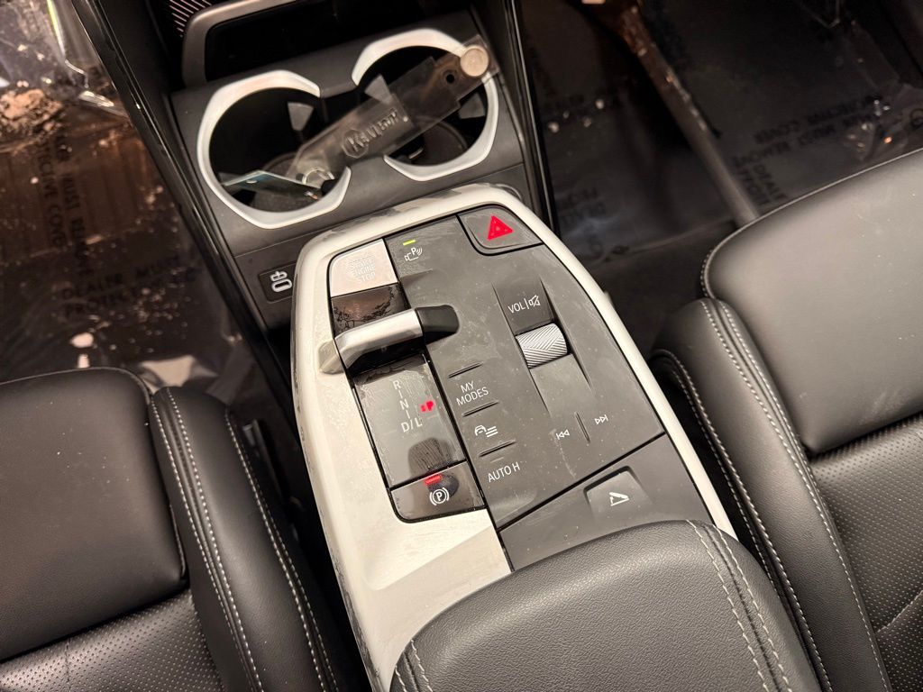 Thumbnail: 2025 BMW X1 - 18