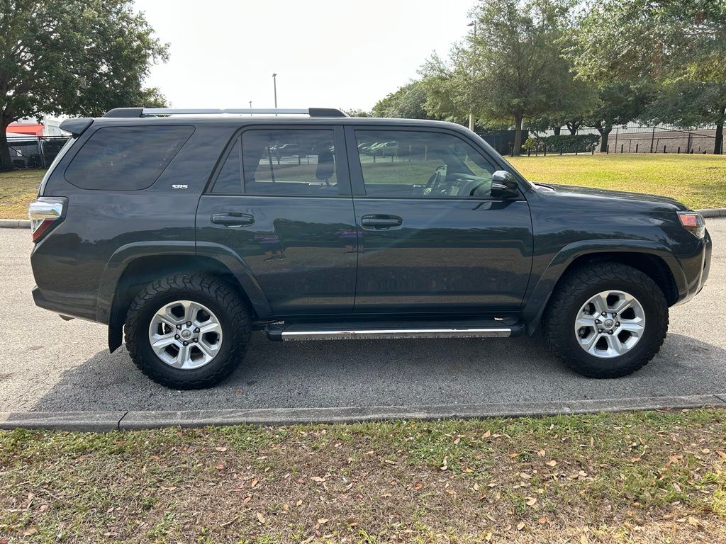 2024 Toyota 4Runner SR5 6