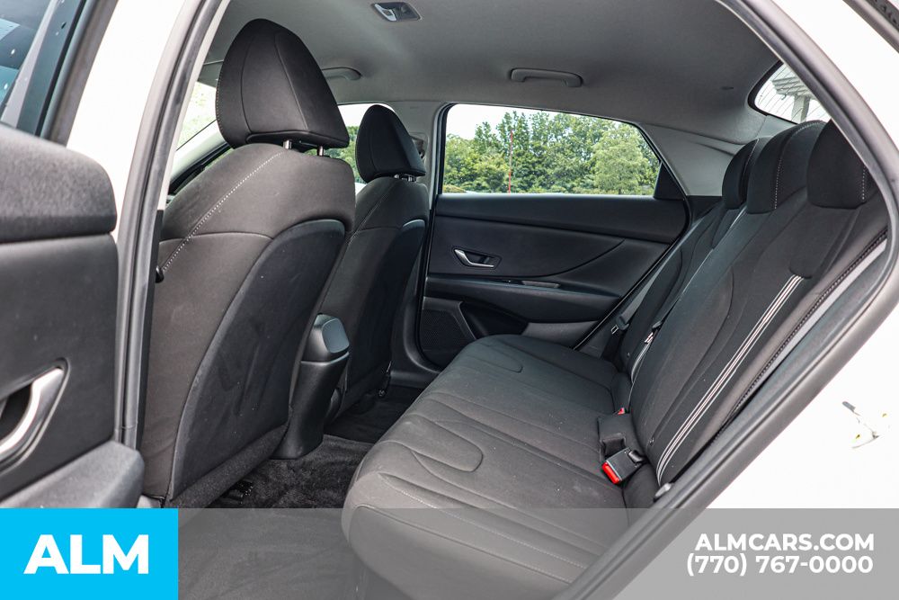 2023 Hyundai Elantra Hybrid Blue photo 17