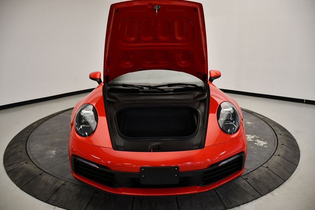 Thumbnail: 2020 Porsche 911 - 14