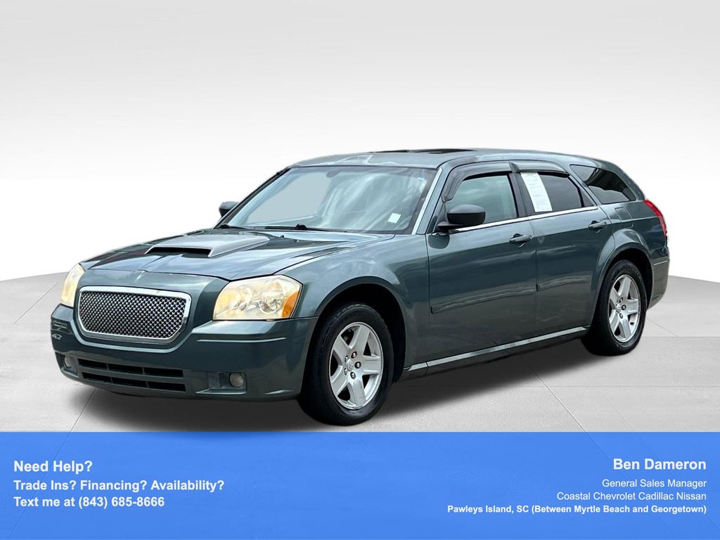 2005 Dodge Magnum SXT RWD