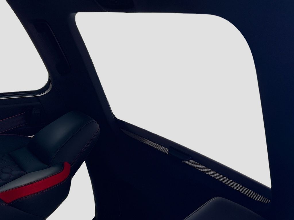 Thumbnail: 2025 Audi RS 3 - 18
