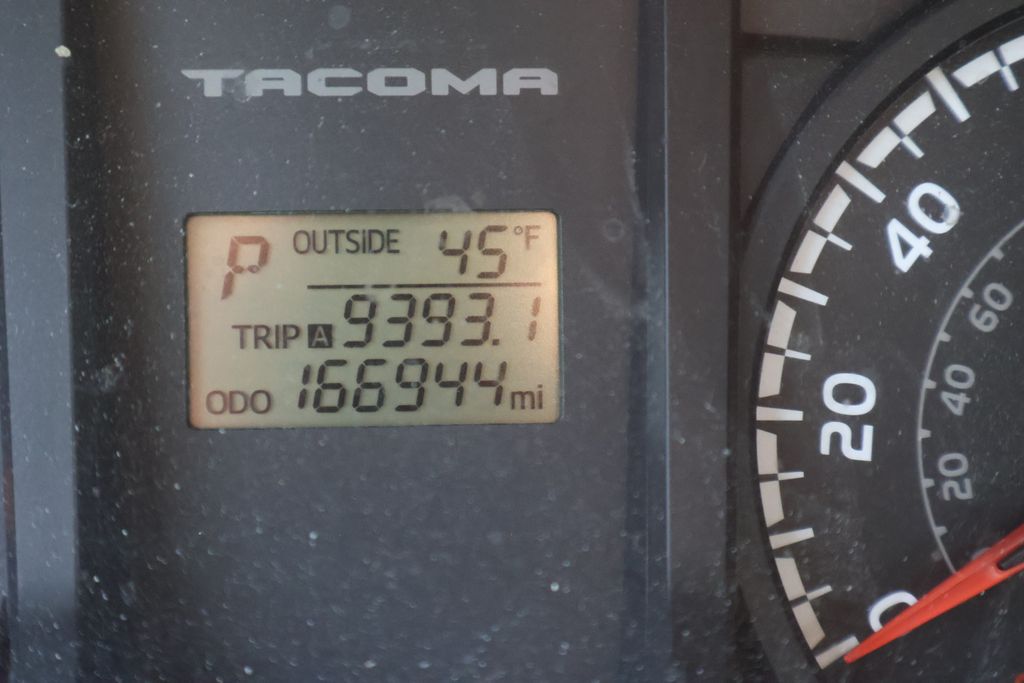 Thumbnail: 2016 Toyota Tacoma - 16