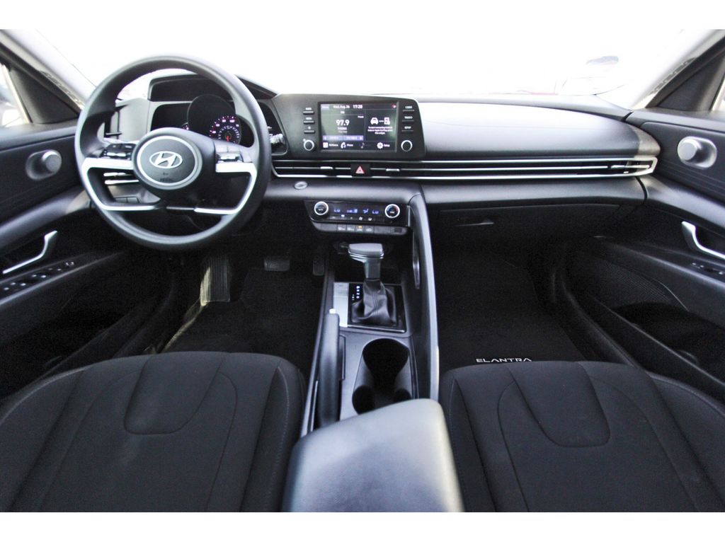 2022 Hyundai Elantra SEL Silver at Emmons Autoplex