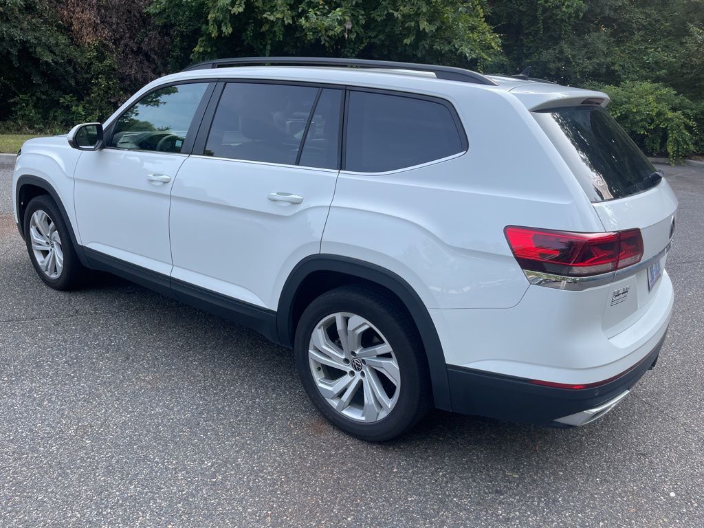 2022 Volkswagen Atlas 3.6L V6 SE w/Technology 9