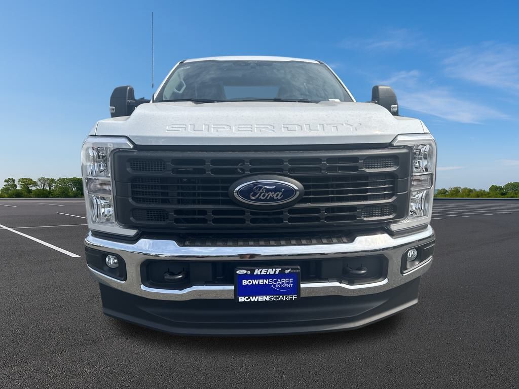 New 2026 Ford Super Duty F-250 Crew Cab 8' Box XL