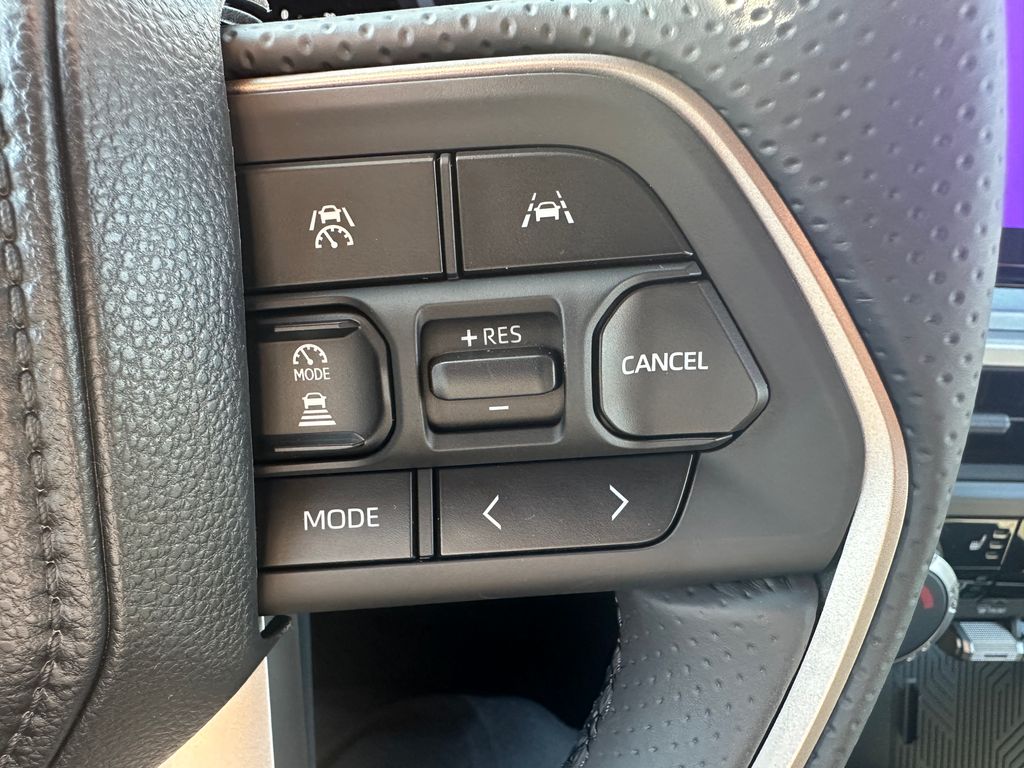 2025 Toyota 4Runner i-FORCE MAX Hybrid TRD Off-Road Premium