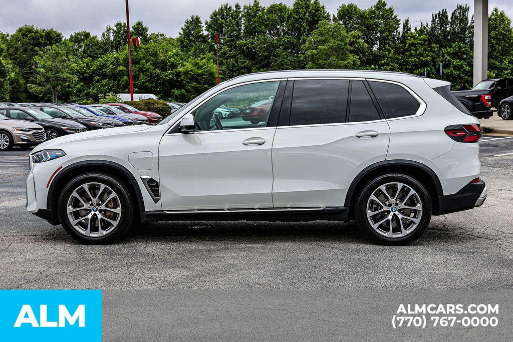 Used 2024 White BMW xDrive50e / MT Certified image 9