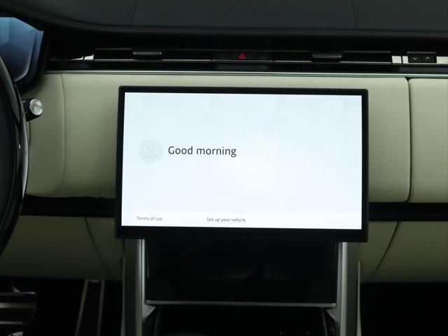 Thumbnail: 2025 Land Rover Range Rover - 14