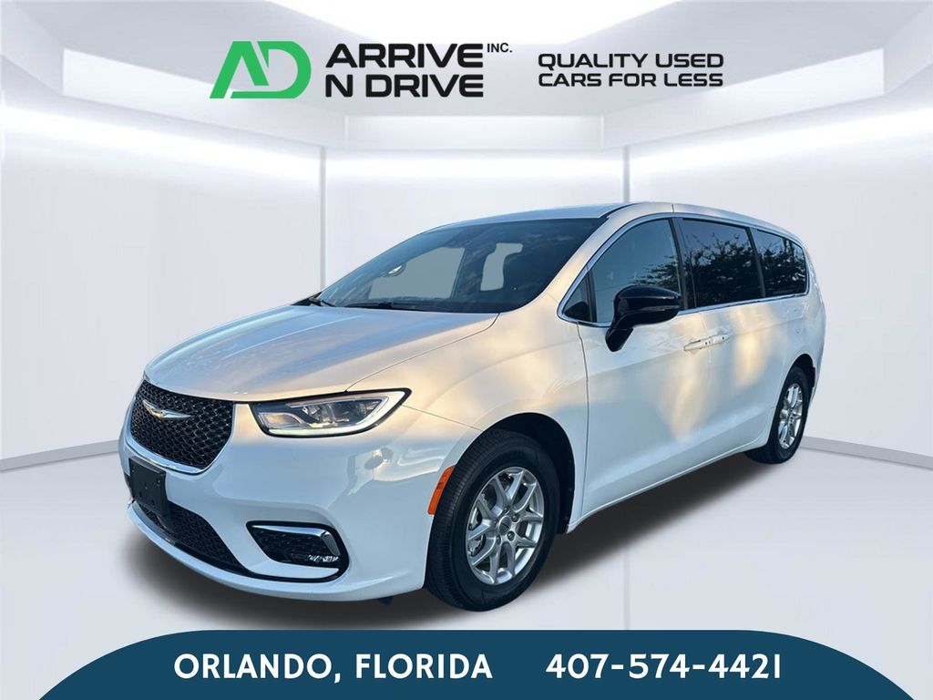 Bright White Clearcoat 2025 Chrysler Pacifica Minivan Front-Wheel Drive 9-Speed Automatic