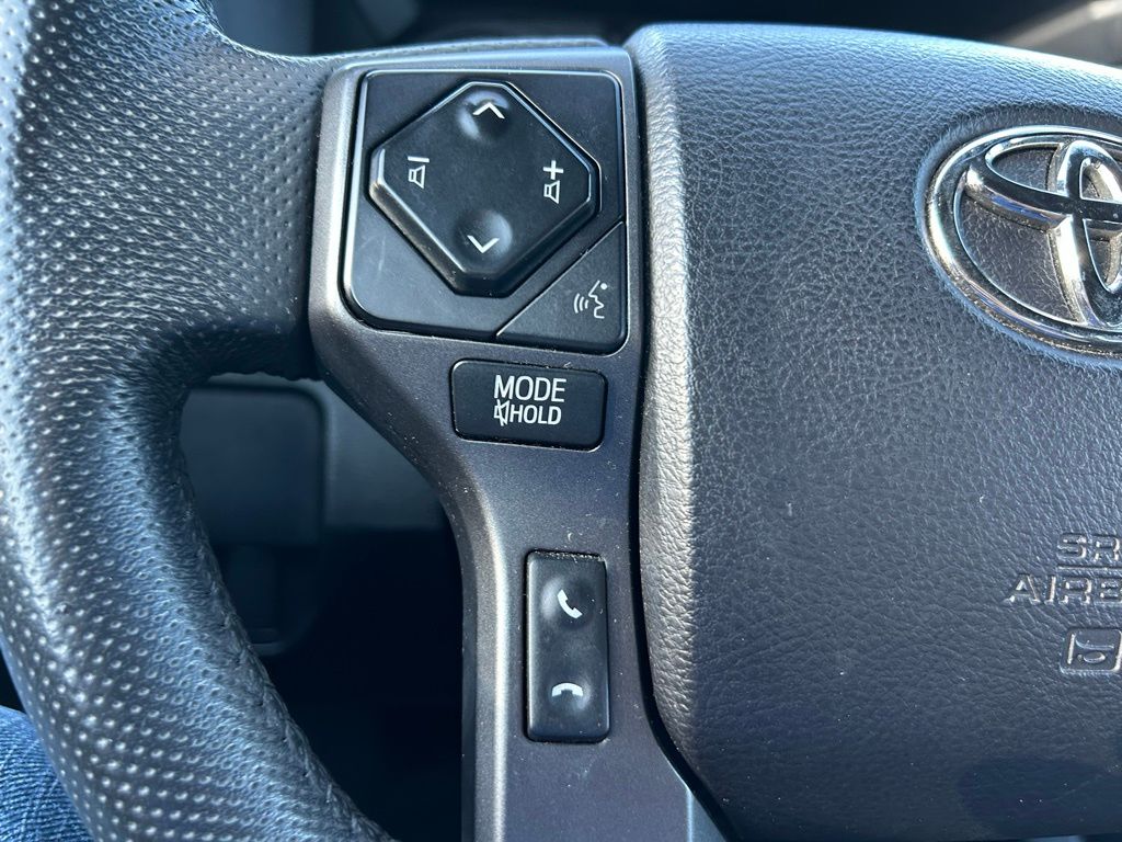 Thumbnail: 2021 Toyota Tacoma - 20