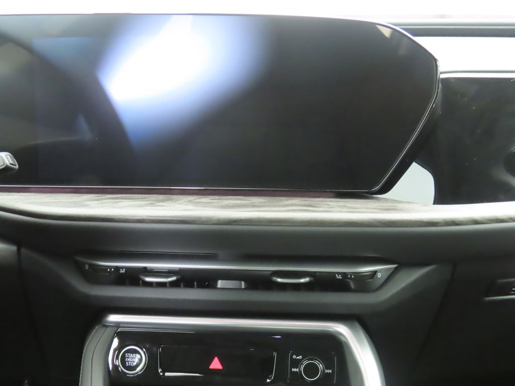 Thumbnail: 2025 Audi Q5 - 15