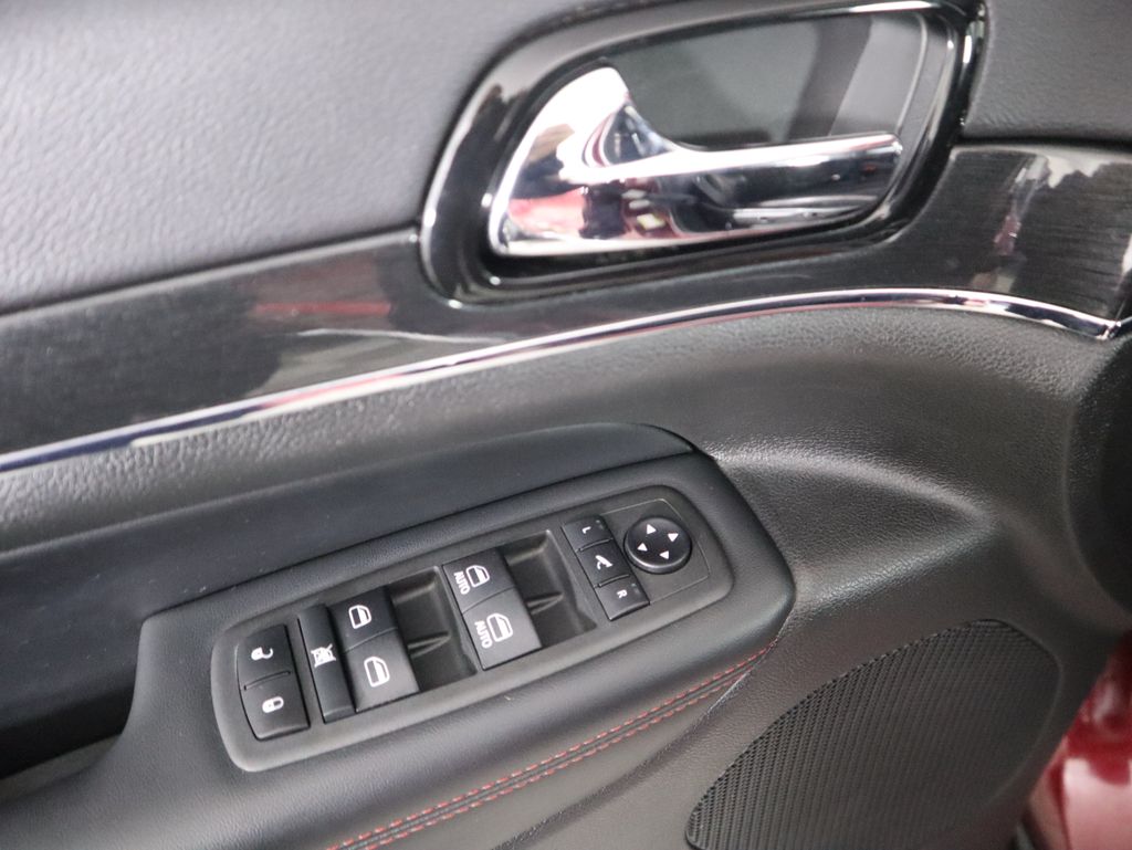 Thumbnail: 2021 Jeep Grand Cherokee - 24