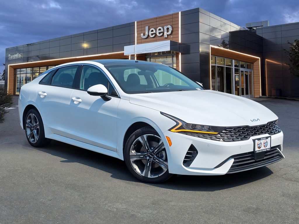 Glacial White Pearl 2024 Kia K5 Sedan Front-Wheel Drive 8-Speed Automatic