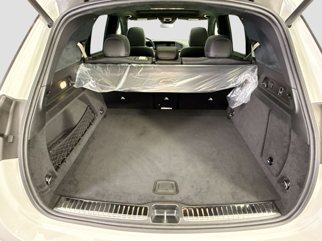 Thumbnail: 2026 Mercedes-Benz GLE - 28