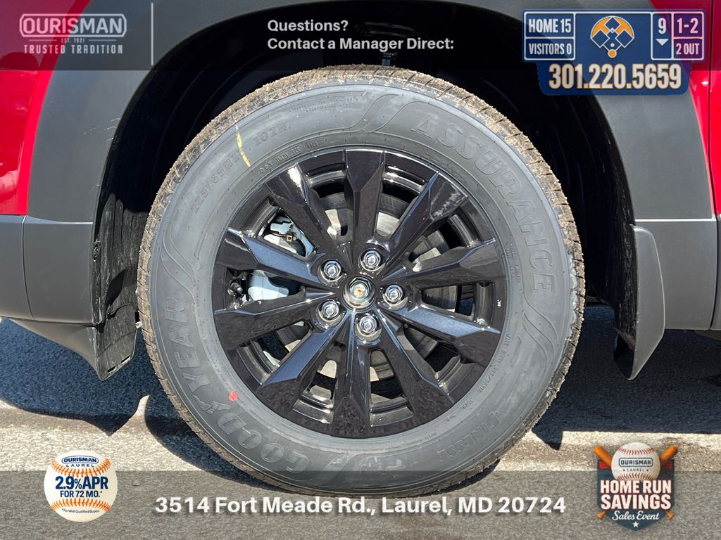 View vehicle photo 5