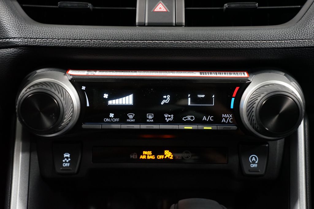 Thumbnail: 2025 Toyota RAV4 - 20