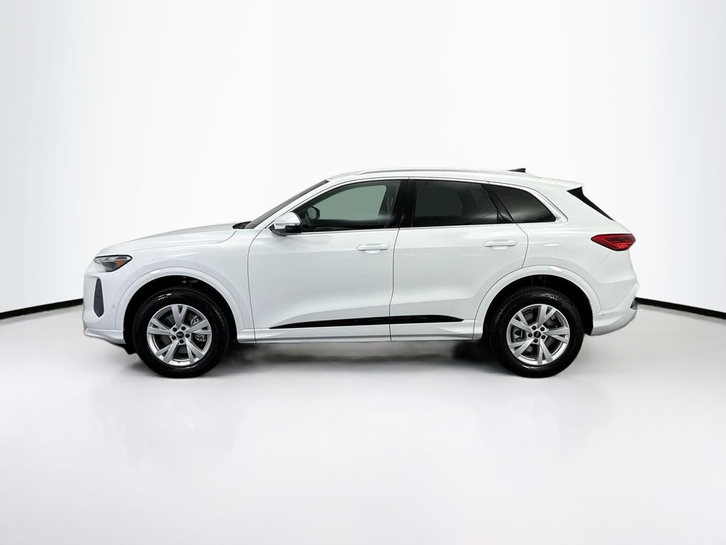 Thumbnail: 2025 Audi Q5 - 8