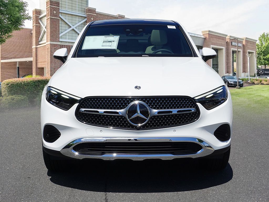 2025 Mercedes-Benz GLC 300 3