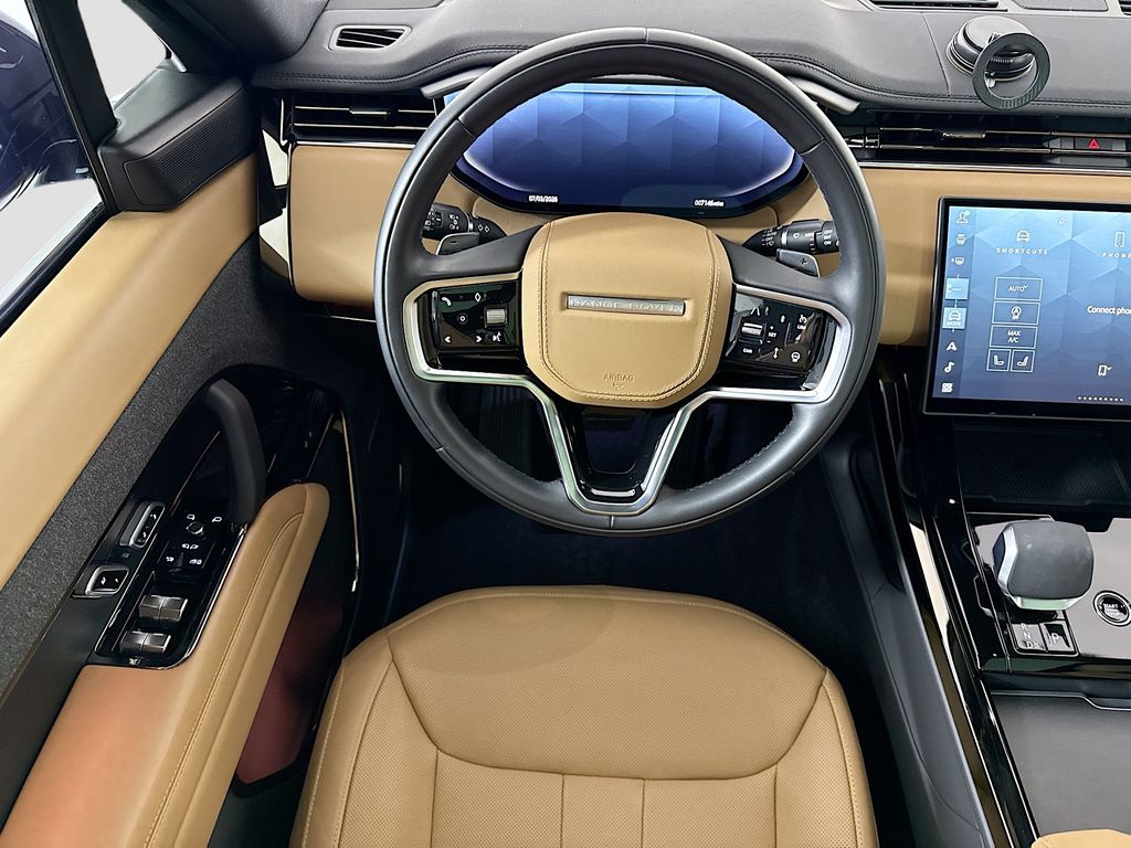 Thumbnail: 2025 Land Rover Range Rover Sport - 10