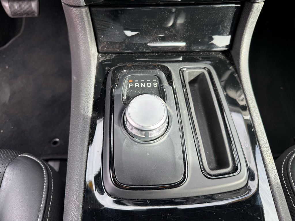 Thumbnail: 2023 Chrysler 300 - 19