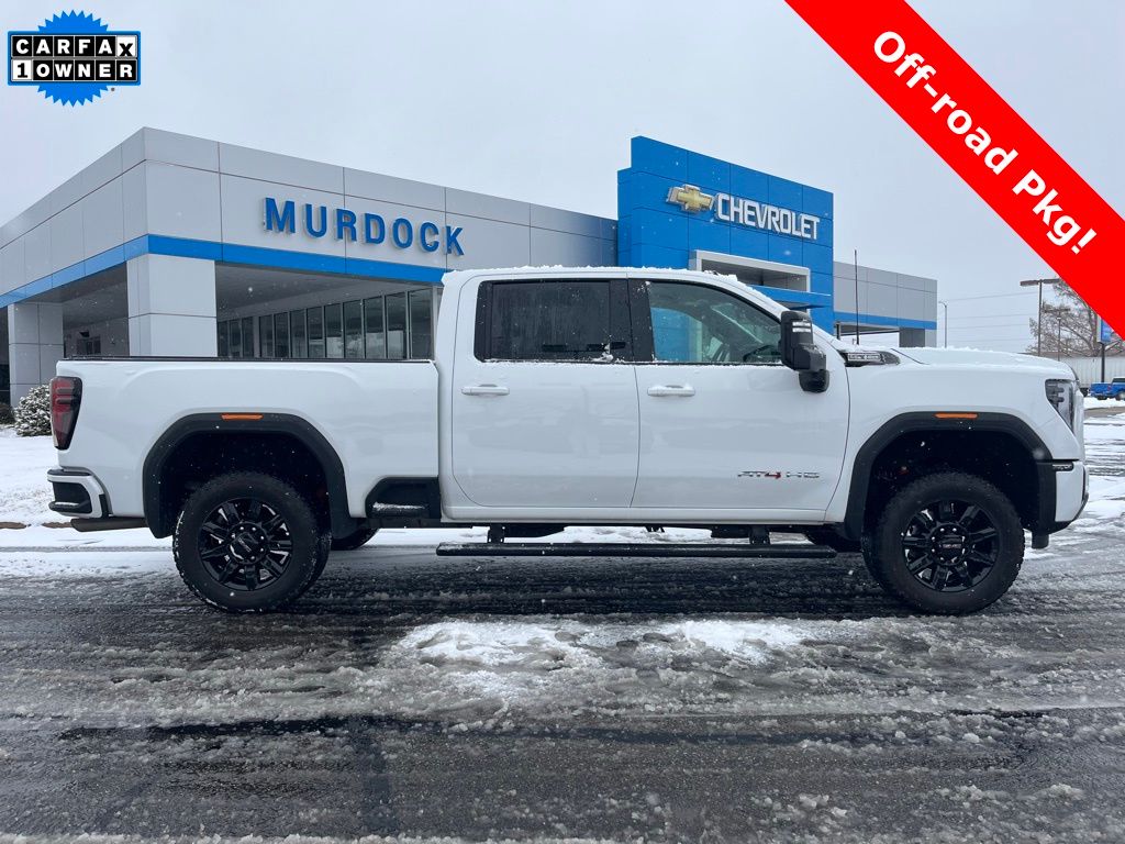 2024 GMC Sierra 2500HD AT4 Crew Cab 4WD