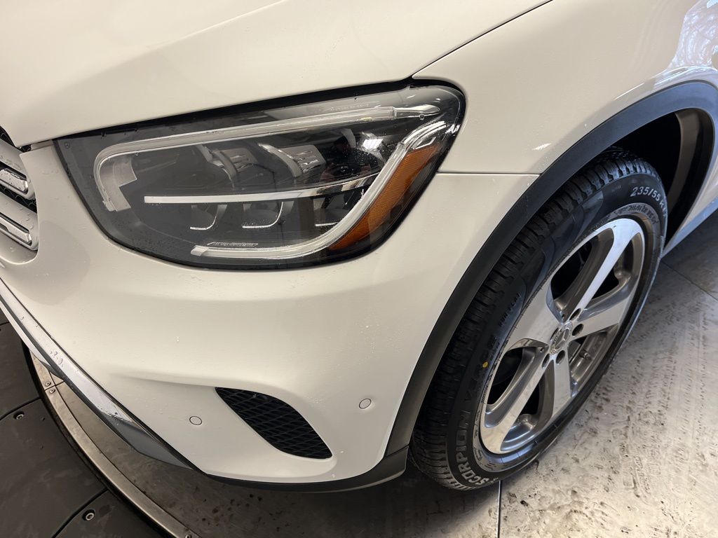 Thumbnail: 2022 Mercedes-Benz GLC - 9