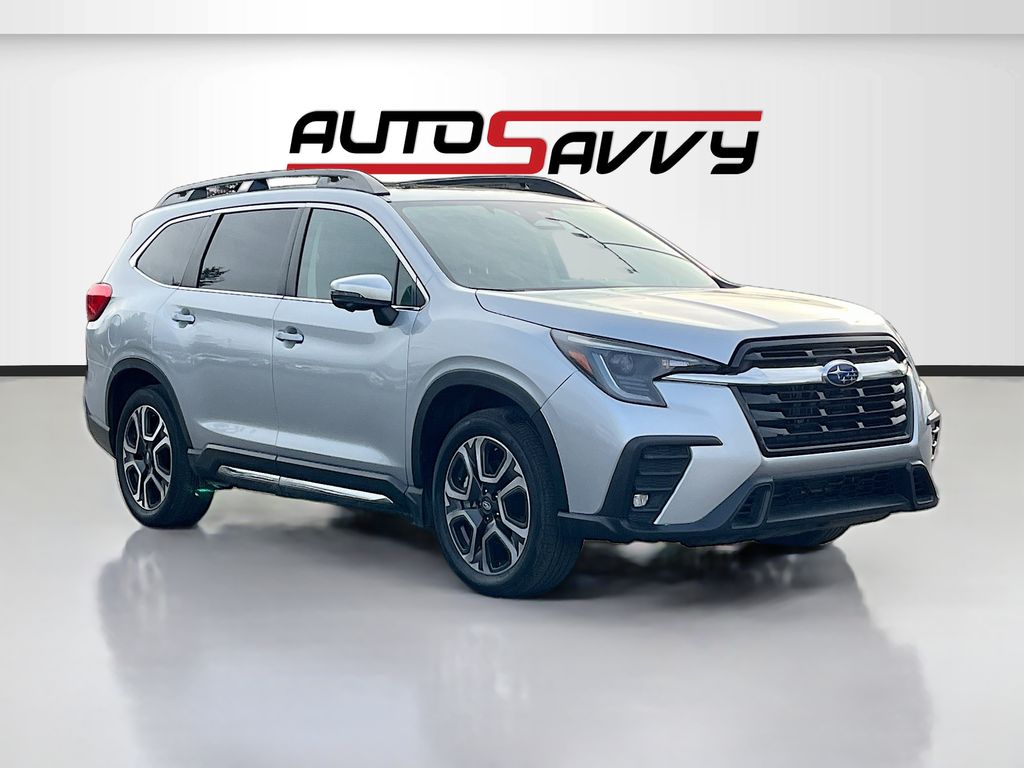 2023 Subaru Ascent Limited 7 Passenger's photo