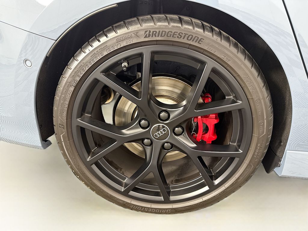 Thumbnail: 2024 Audi RS 3 - 31